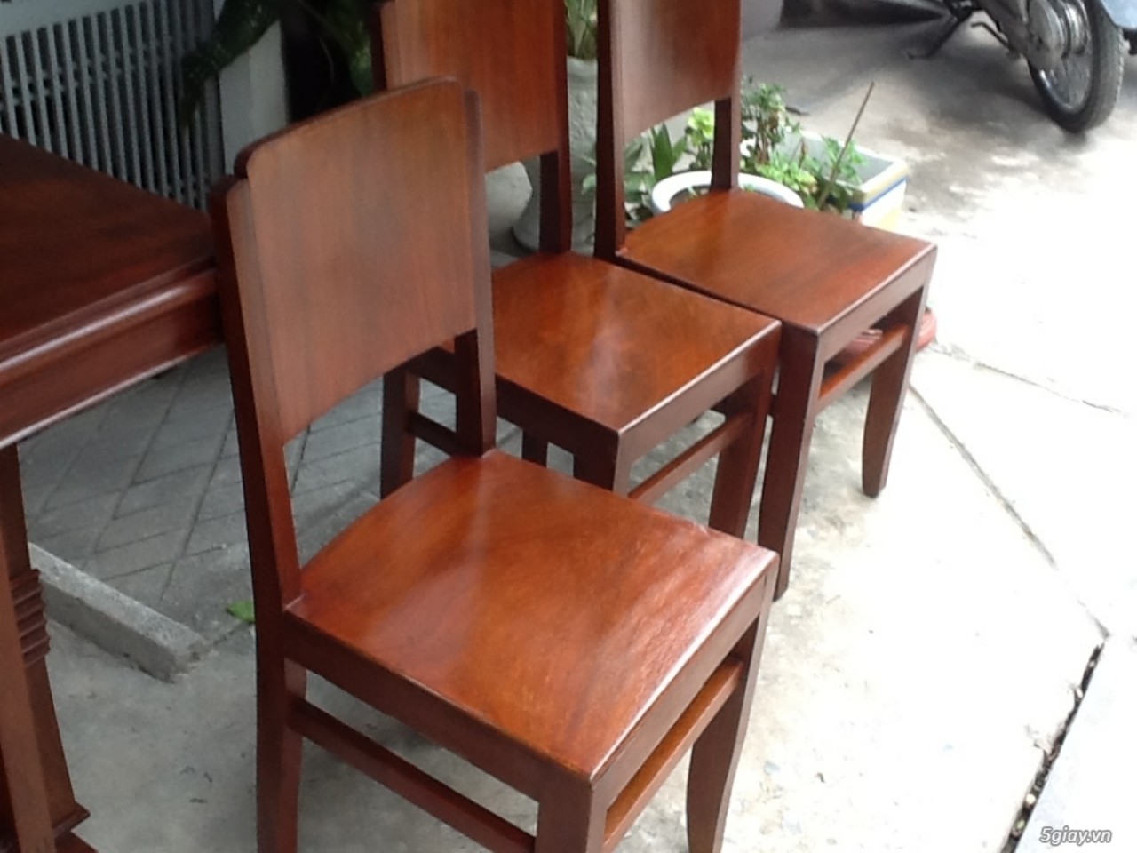 ghế gỗ cafe vintage