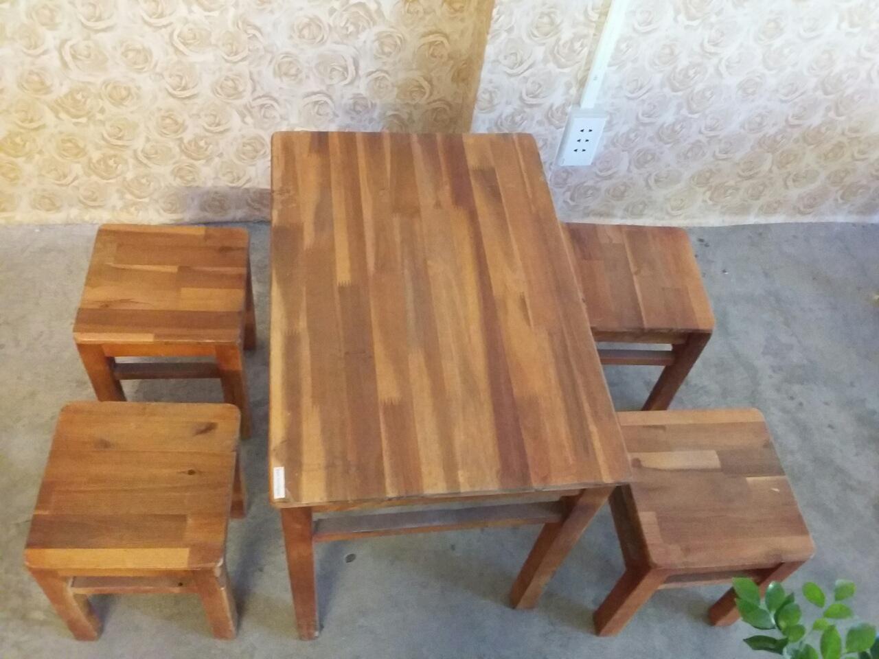 mua bàn ghế gỗ cũ giá rẻ tphcm