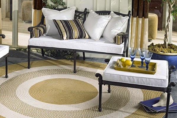 Bí quyết chọn thảm đẹp trải dưới bàn ghế gỗ phòng khách giá bình dân