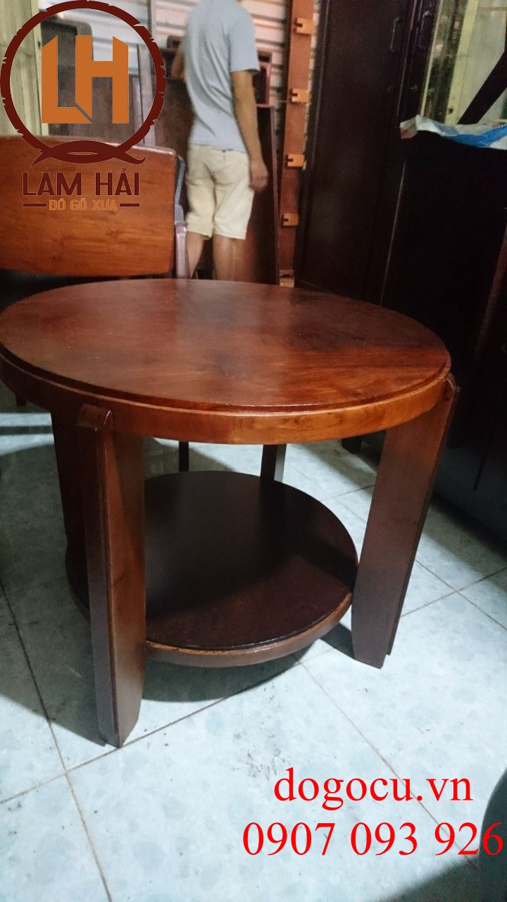 bàn gỗ tròn xưa