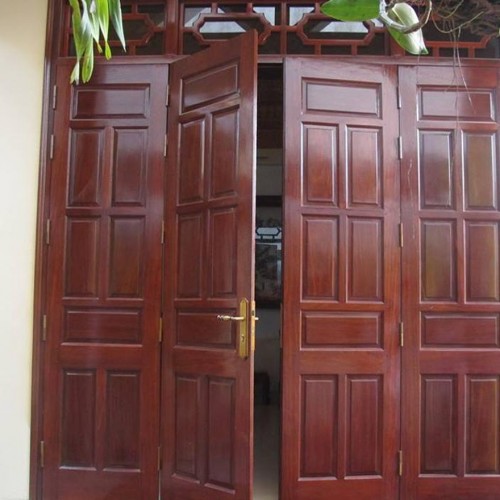 4 lỗi hư hỏng của cửa gỗ thường gặp và cách sửa cửa gỗ TPHCM